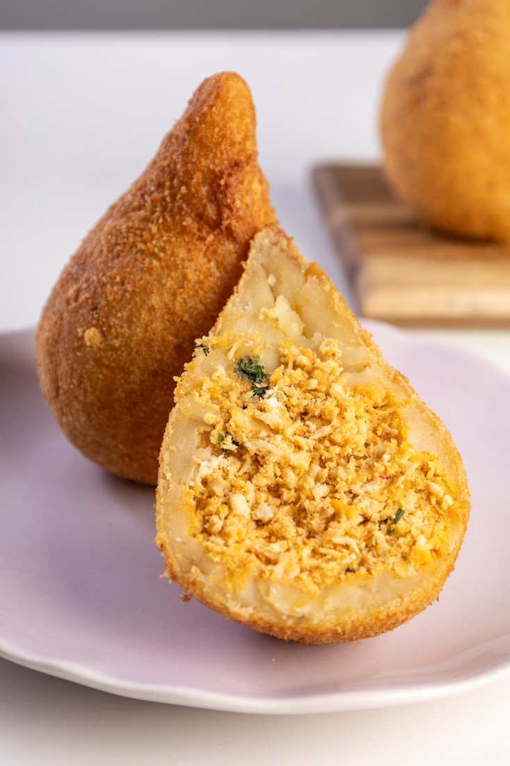 Coxinha de frango aberta